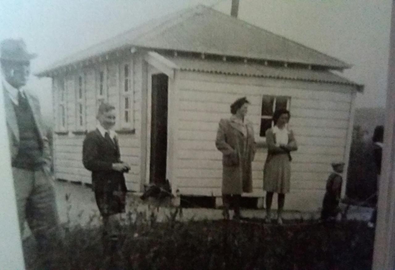 Villa Little Red School House Oamaru Exterior foto
